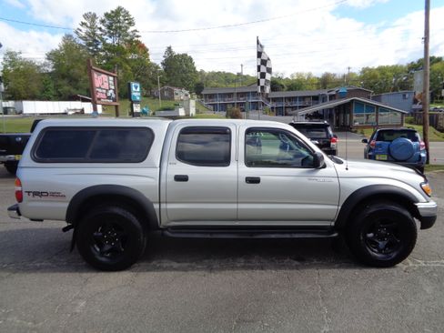 Used 2004 Toyota Tacoma TRD Off-Road image 1