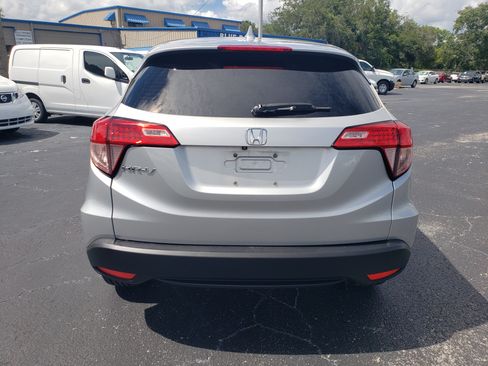 Used 2016 Honda HR-V EX image 7