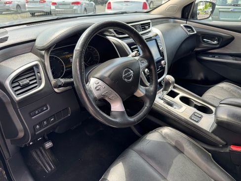 Used 2018 Nissan Murano SL image 8