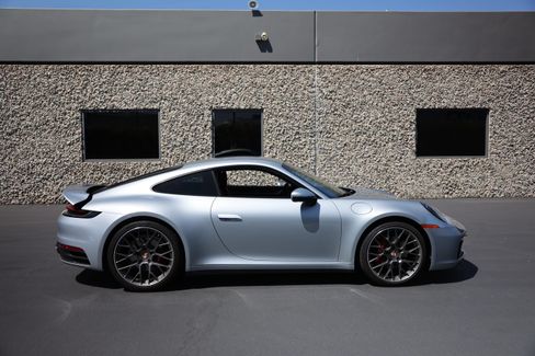 Used 2021 Porsche 911 Carrera image 9