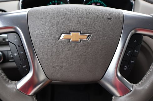 Used 2016 Chevrolet Traverse LT image 25