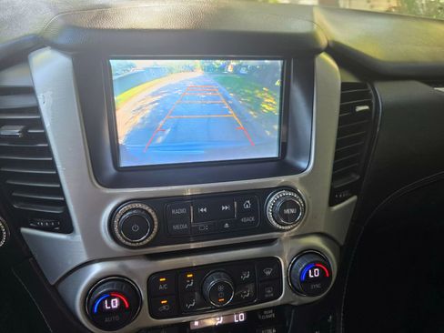 Used 2017 GMC Yukon SLT image 20