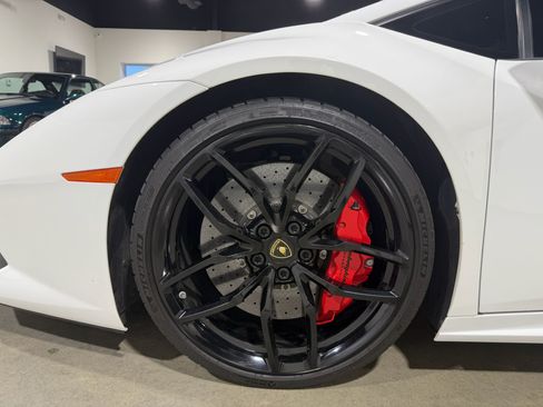 Used 2015 Lamborghini Huracan LP 610-4 image 30