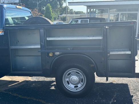 Used 2015 Ford F250 XL image 4