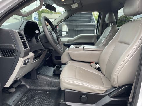 Used 2018 Ford F450 image 9