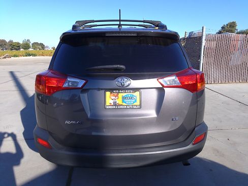 Used 2015 Toyota RAV4 LE image 6
