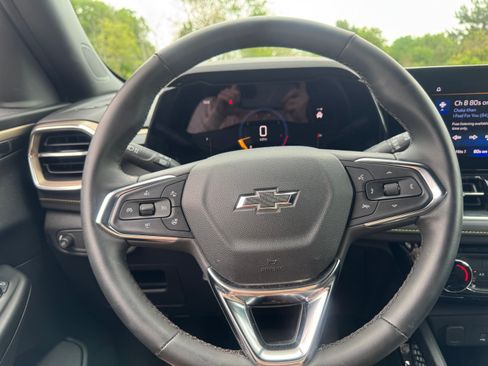 Used 2024 Chevrolet TrailBlazer ACTIV image 13