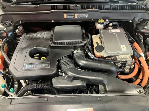 Used 2017 Ford Fusion Titanium image 29