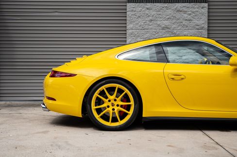 Used 2014 Porsche 911 Carrera 4S image 18