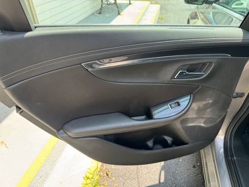 Used 2018 Chevrolet Impala Premier image 11