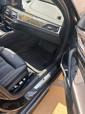 Used 2018 BMW M550i xDrive image 19