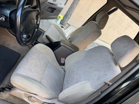 Used 2000 Toyota 4Runner Sport image 16