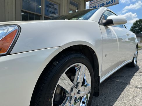 Used 2009 Pontiac G6 GT image 9