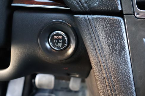 Used 2018 Lincoln MKT image 29