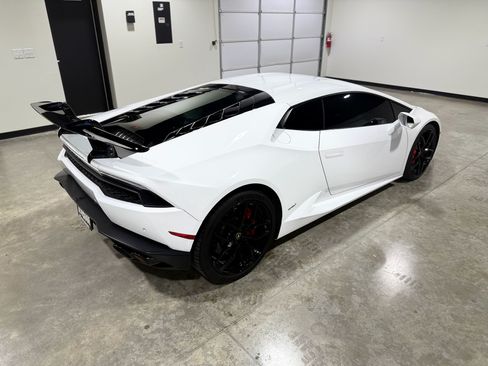 Used 2015 Lamborghini Huracan LP 610-4 image 20