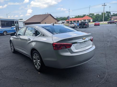 Used 2020 Chevrolet Impala LT image 2