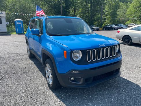 Used 2015 Jeep Renegade Latitude image 1