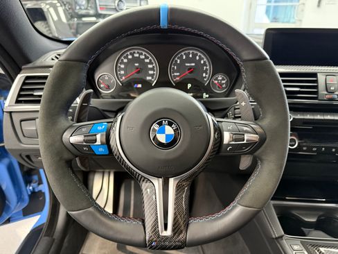 Used 2018 BMW M4 Competition image 31