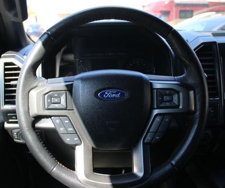 Used 2019 Ford F150 XLT image 6