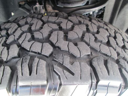 Used 2024 Ford Bronco Raptor image 8