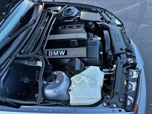 Used 2001 BMW 330Ci image 9