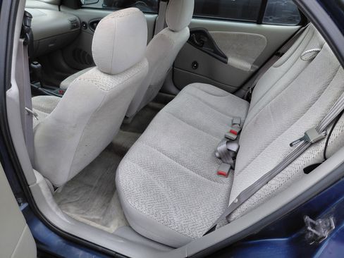 Used 2001 Chevrolet Cavalier LS image 12