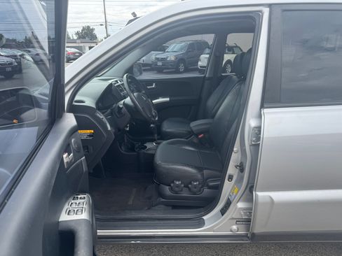Used 2005 Kia Sportage LX image 13