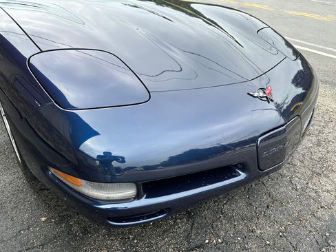 Used 2001 Chevrolet Corvette image 11