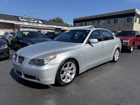 Used 2006 BMW 550i w/ M-Sport Package image 1