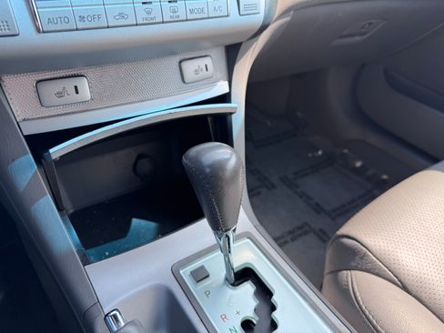 Used 2006 Toyota Solara SLE image 10