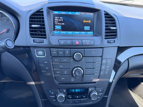 Used 2012 Buick Regal Premium image 9