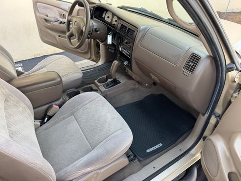 Used 2003 Toyota Tacoma TRD Off-Road image 29