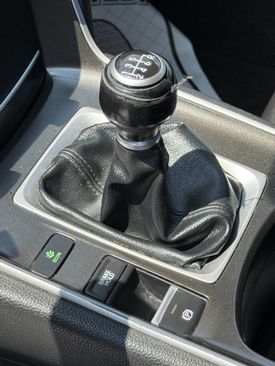 Used 2018 Honda Accord Sport image 11