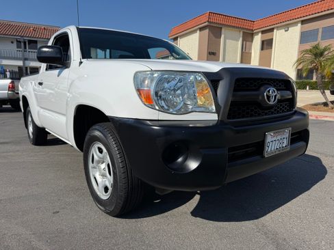 Used 2011 Toyota Tacoma image 18