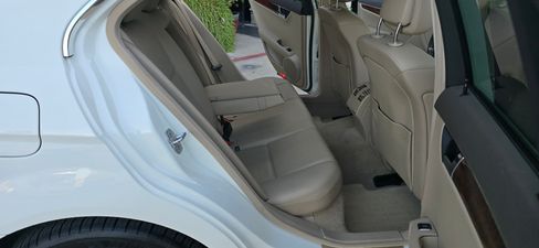 Used 2011 Mercedes-Benz C 300 Sport image 24
