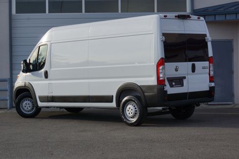 Used 2024 RAM ProMaster 2500 image 4