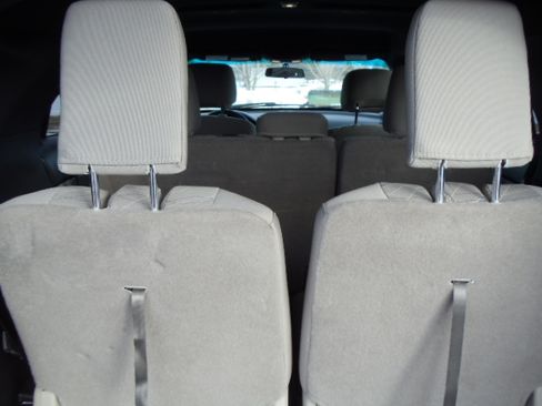 Used 2014 Ford Explorer XLS image 14