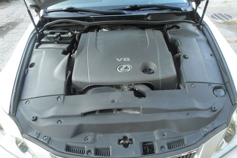 Used 2008 Lexus IS 250 image 29