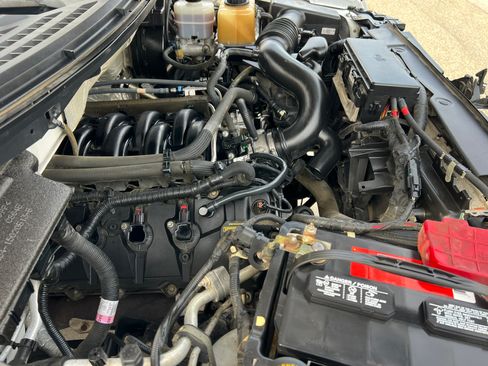 Used 2012 Ford F150 XLT image 15