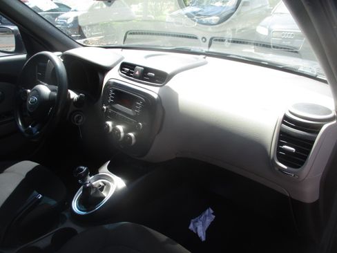 Used 2015 Kia Soul image 10