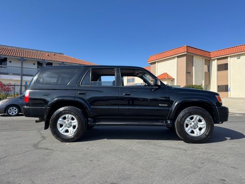 Used 2002 Toyota 4Runner Sport image 8