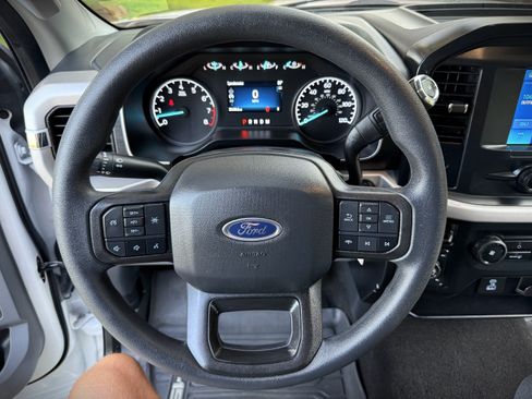 Used 2023 Ford F150 XL image 28