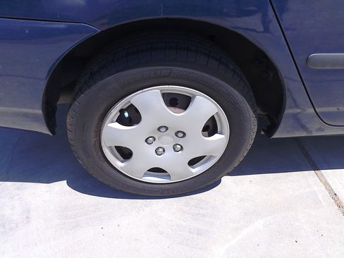 Used 2003 Toyota Corolla CE image 30