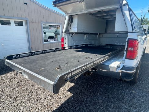 Used 2018 Chevrolet Silverado 2500 image 20