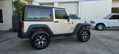Used 2012 Jeep Wrangler Sport image 6