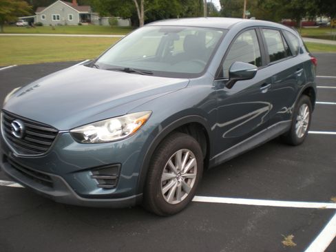 Used 2016 MAZDA CX-5 Sport image 1
