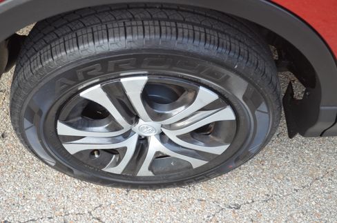 Used 2016 Toyota RAV4 LE image 22