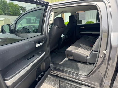Used 2018 Toyota Tundra SR5 image 14