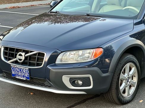 Used 2010 Volvo XC70 3.2 image 20