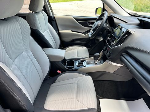 Used 2019 Subaru Forester image 12